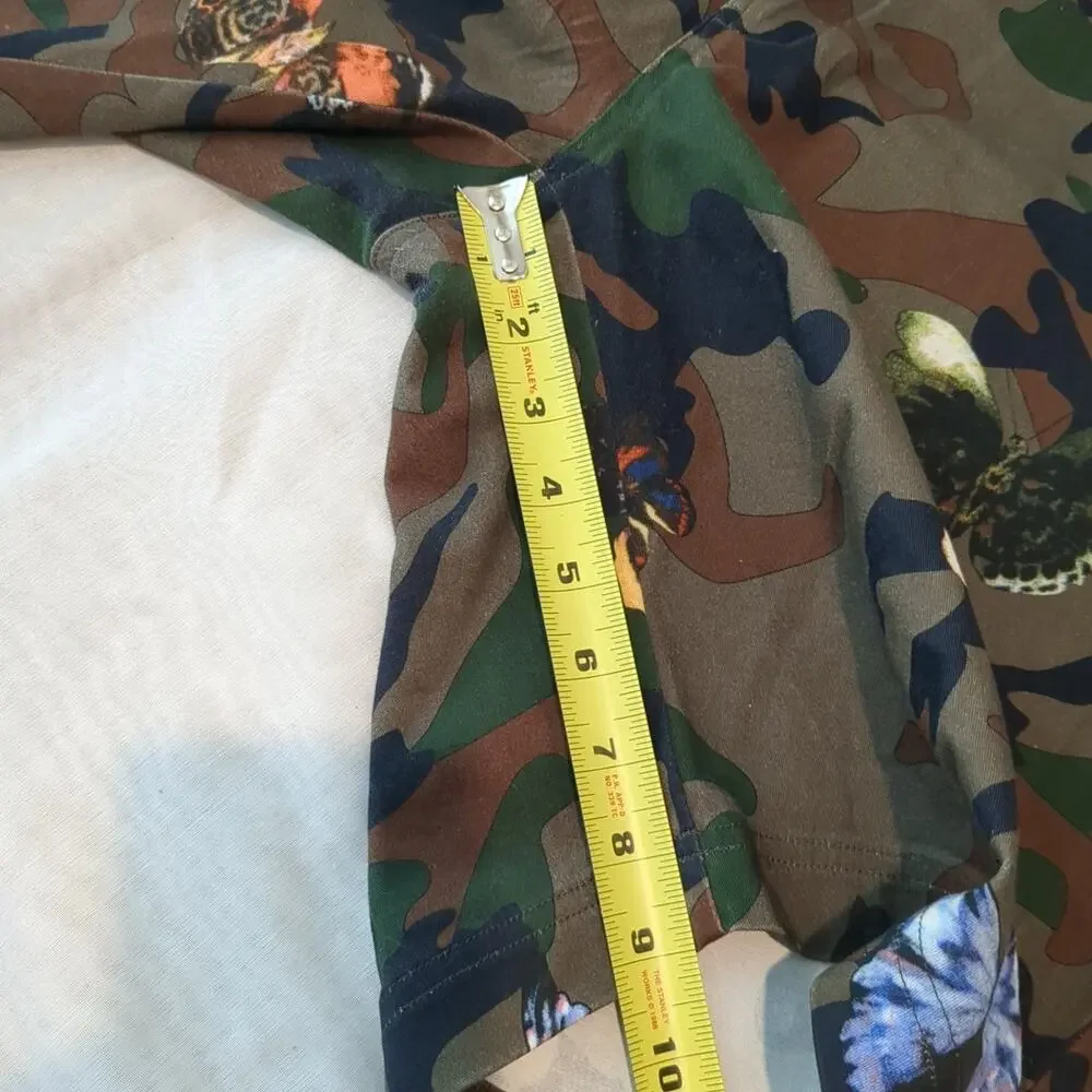 Paisley & Gray Mens 38 Slim Fit Casual Shorts Camo Butterfly Print Resortware